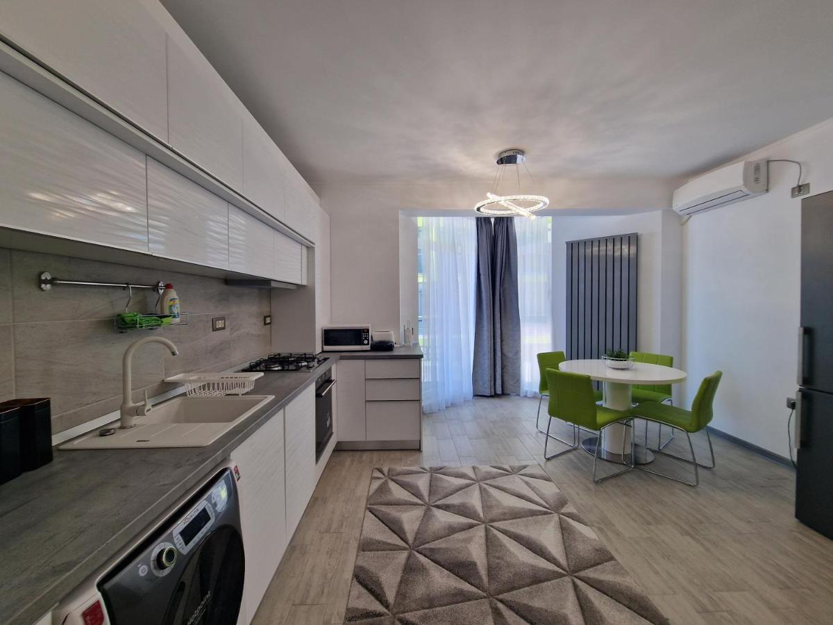 Dava Aparthotel Pool & Spa Mamaia Nord Нэводари Экстерьер фото