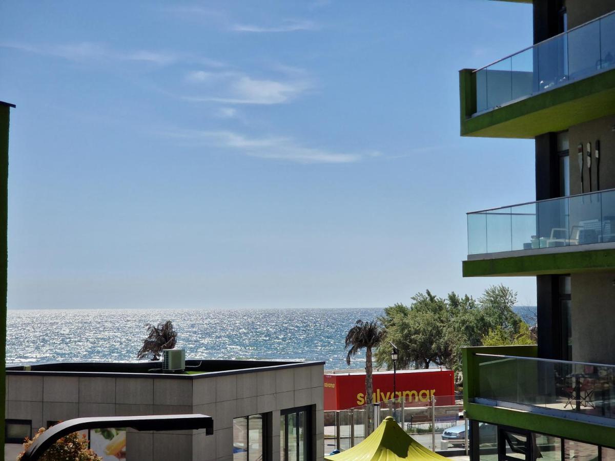 Dava Aparthotel Pool & Spa Mamaia Nord Нэводари Экстерьер фото